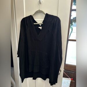Soma wknd Black V-Neck Top